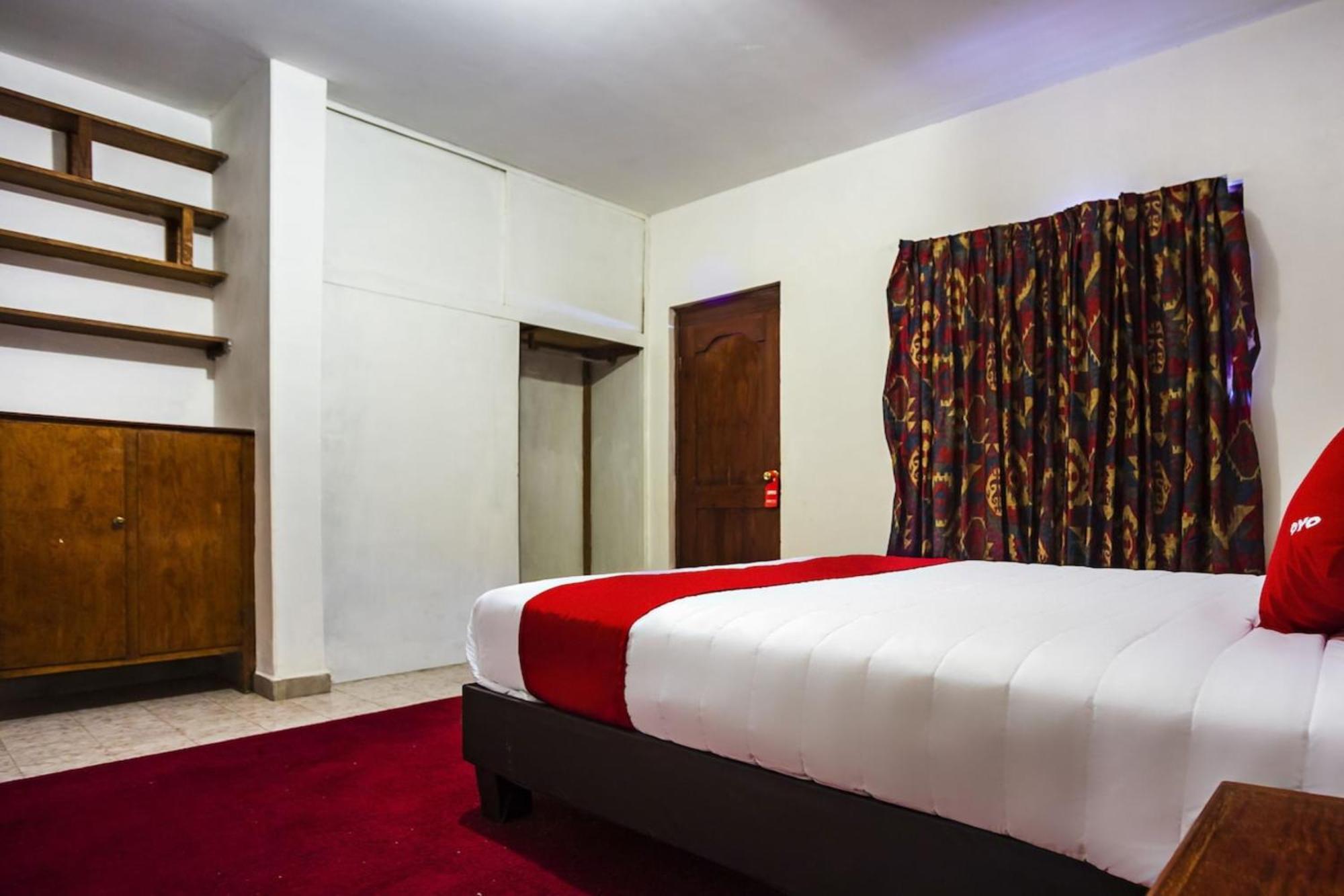 Hotel Oyo Oasis,